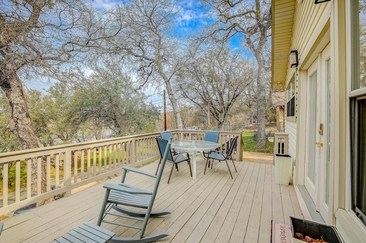 Lakeview Lodge Spicewood Exterior photo