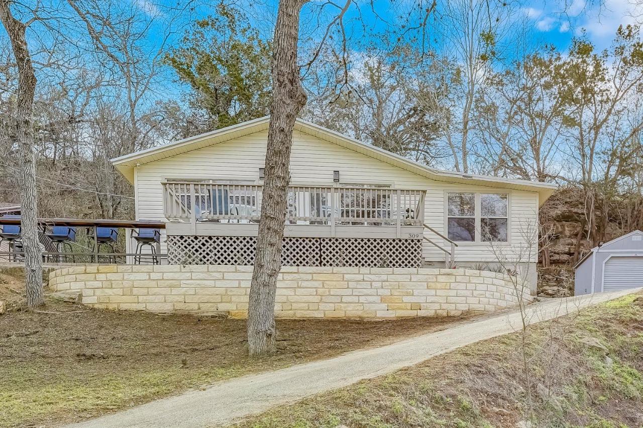 Lakeview Lodge Spicewood Exterior photo